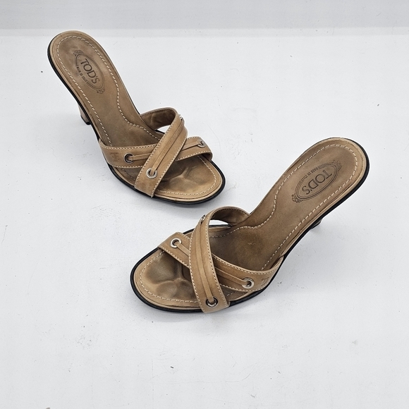 Tod's Beige Leather Heeled Sandals Size 6 Cross strap - Picture 2 of 10
